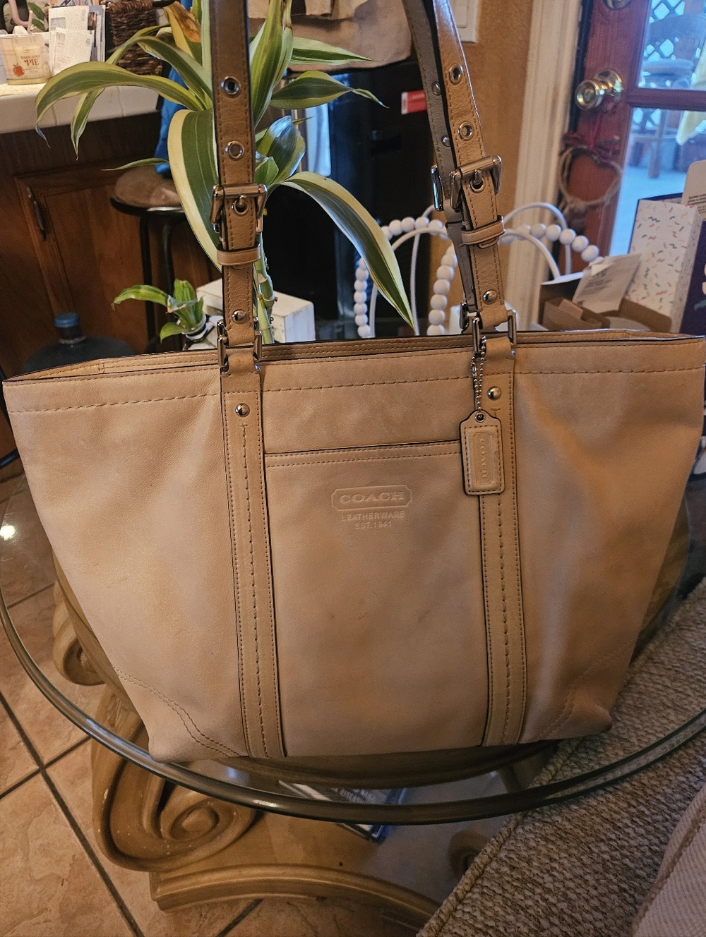 Coach in Camel Genuine Leather Zippered Tote Bag With Coach Hang Tag - Picture 6 of 7